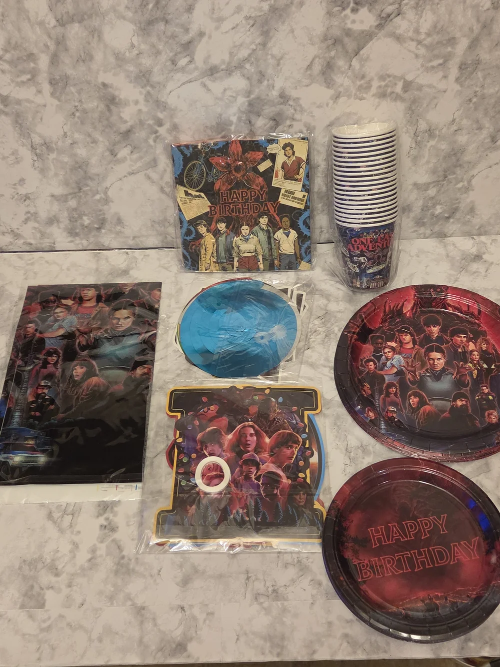 88 Piece Stranger Things Themed Birthday Party Tableware Set